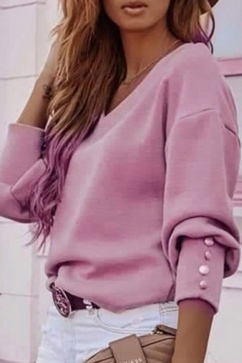 Polished Top with an Effortless Classic Look