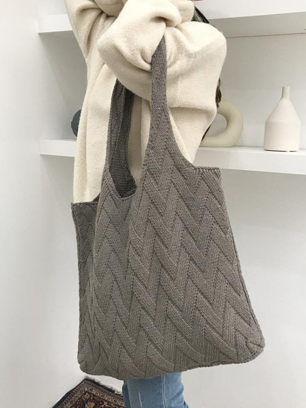 Beautifully Balanced Bag with Timeless Character