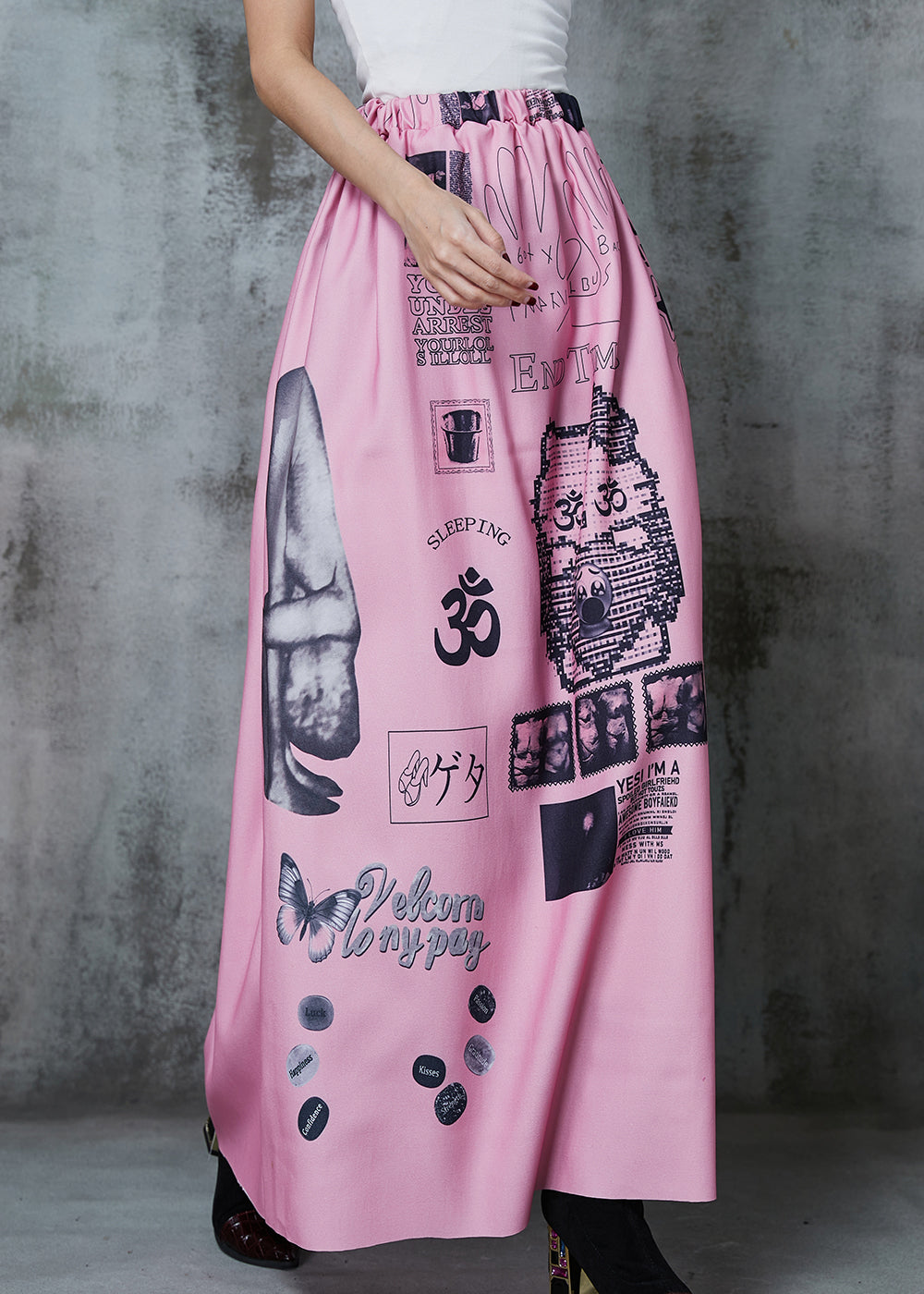 Gracefully Styled Garment for Any Occasion
