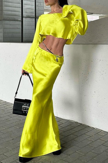 Well Tailored Garment with a Graceful Silhouette
