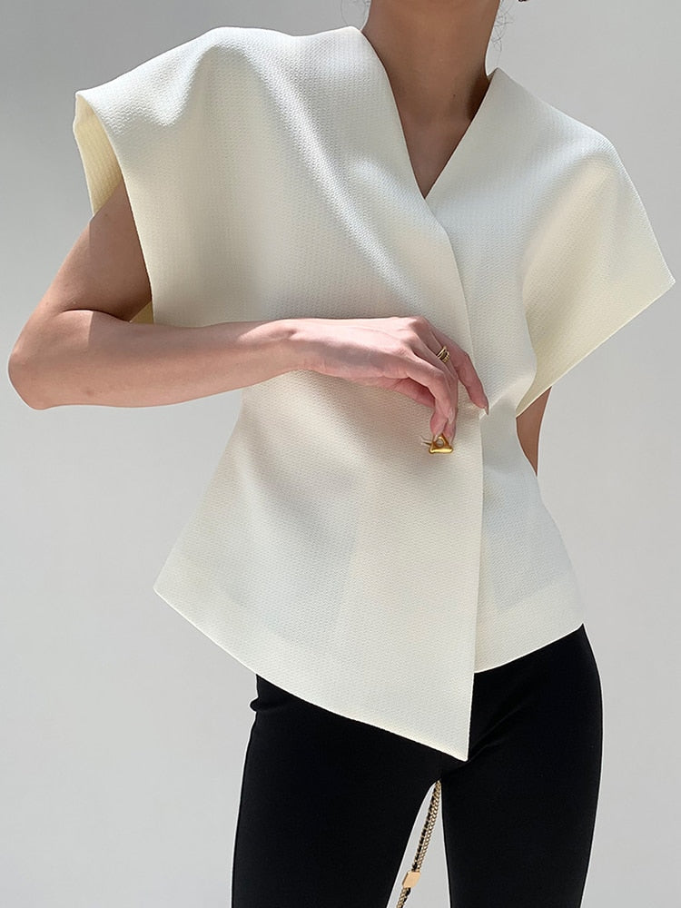 Beautifully Finished Blouse in a Timeless Design