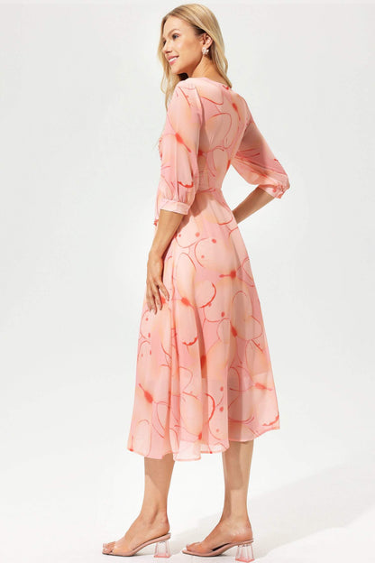 Well Tailored Dress with a Graceful Silhouette