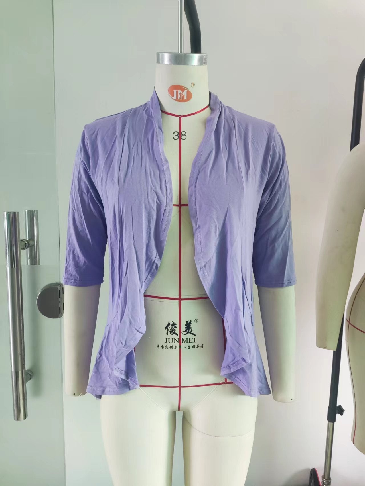 Gracefully Styled Cardigan for Any Occasion