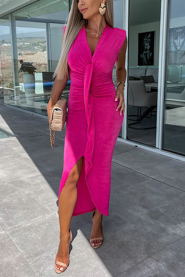 Sophisticated Dress with a Clean Classic Look