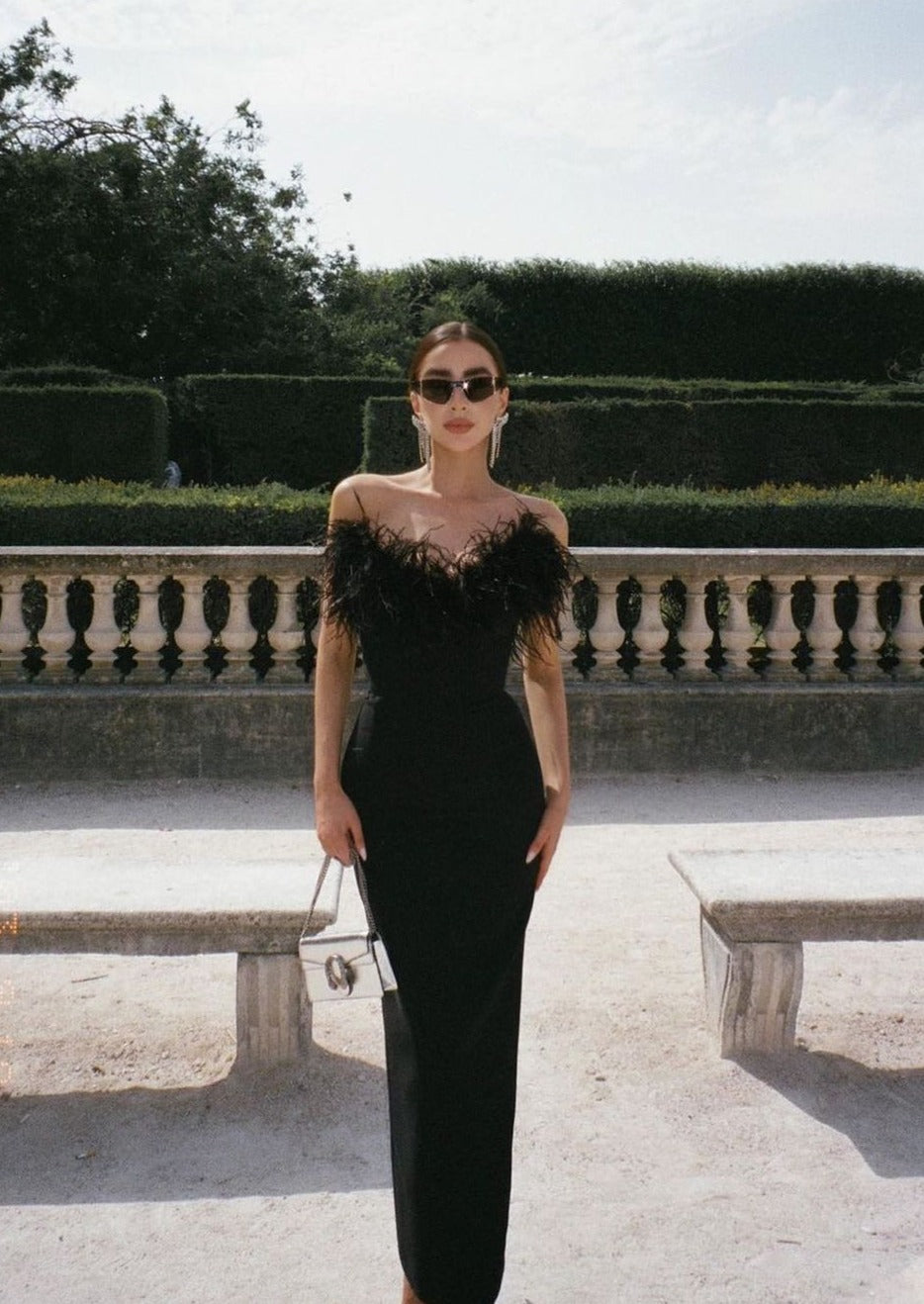 Effortlessly Elegant Dress with a Timeless Design