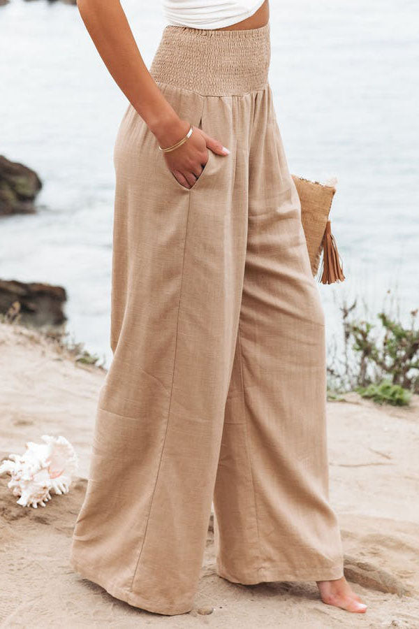 Well Tailored Pants with a Graceful Silhouette