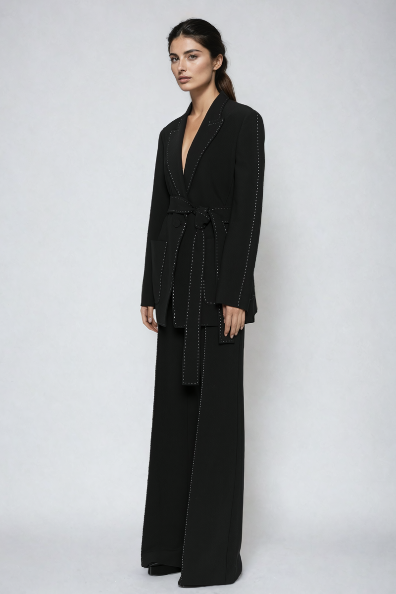 Classic Vintage Pants with a Flattering Fit