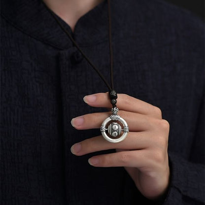 Beautifully Finished Garment in a Timeless Design