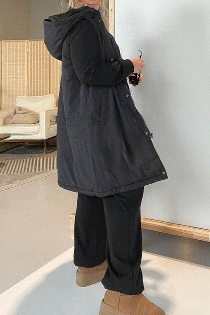 Effortlessly Elegant Garment with a Timeless Design