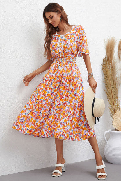 Effortlessly Elegant Dress with a Timeless Design