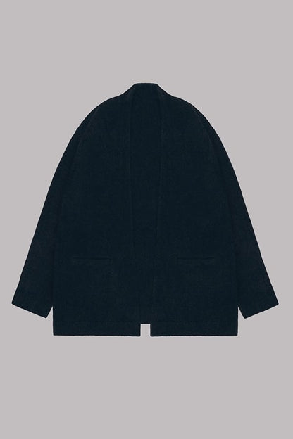 Well Tailored Cardigan with a Graceful Silhouette