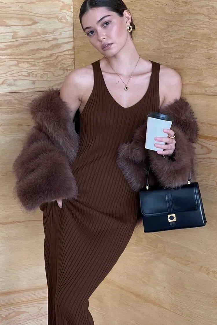 Polished Sweater with an Effortless Classic Look