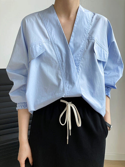 Effortlessly Elegant Blouse with a Timeless Design