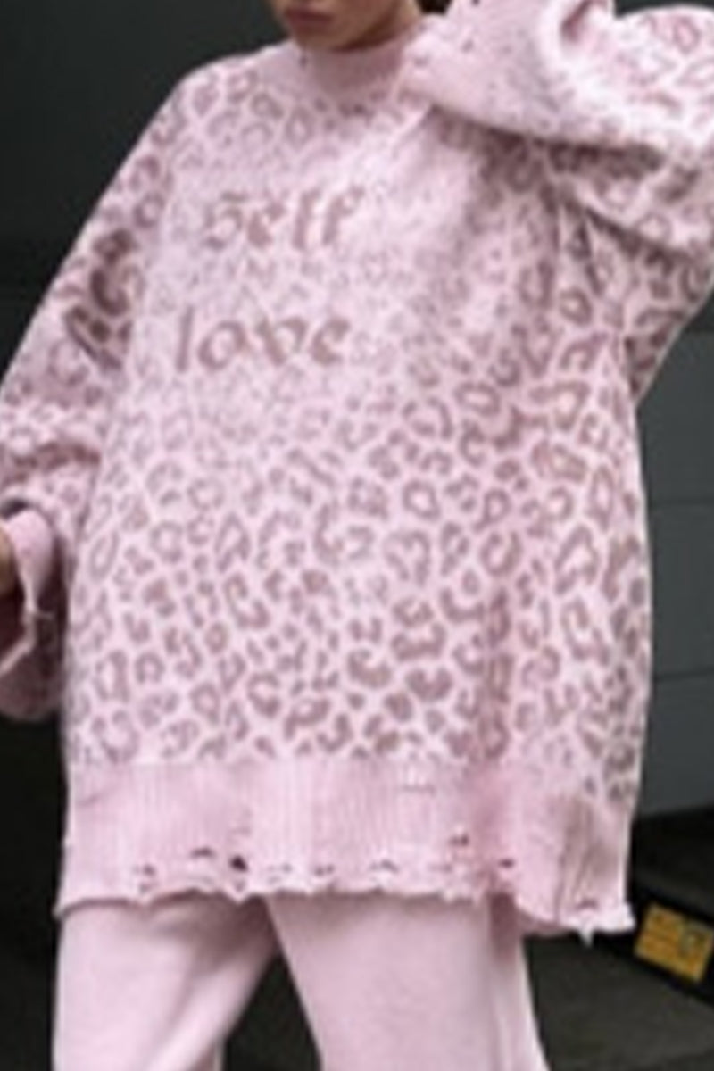 A Vintage Style Top with Delicate Timeless Details