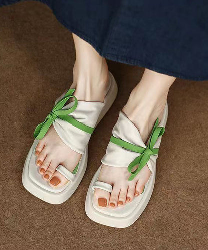 Classic Vintage Sandals with a Flattering Fit