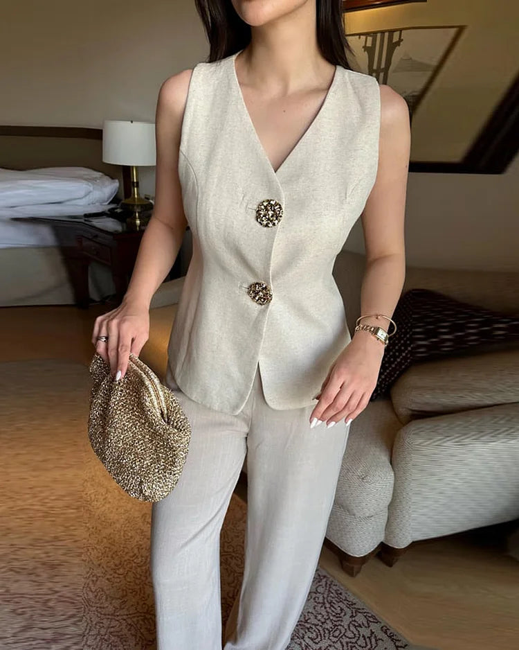 Gracefully Styled Garment for Any Occasion