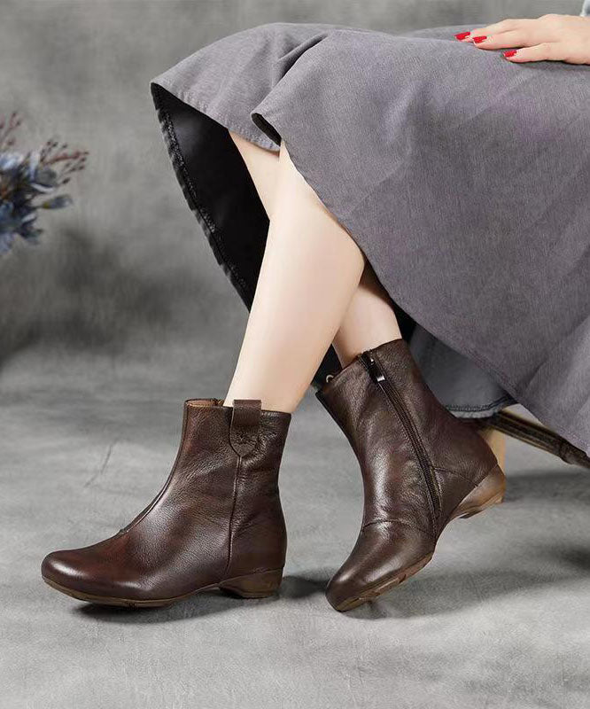 Beautifully Finished Boots in a Timeless Design