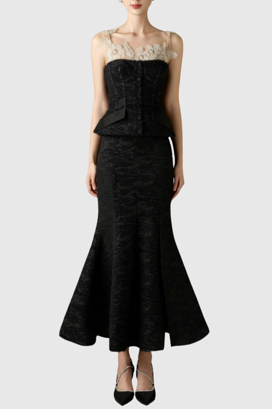 Beautifully Crafted Top in a Classic Style