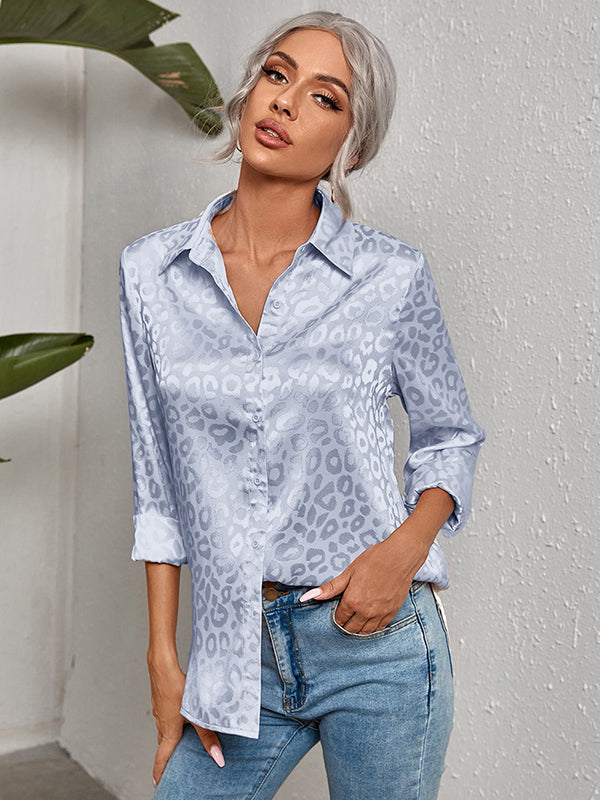 Beautifully Crafted Blouse in a Classic Style