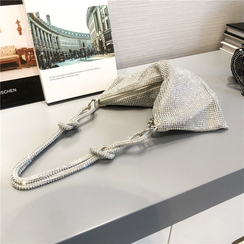 Effortlessly Elegant Bag with a Timeless Design