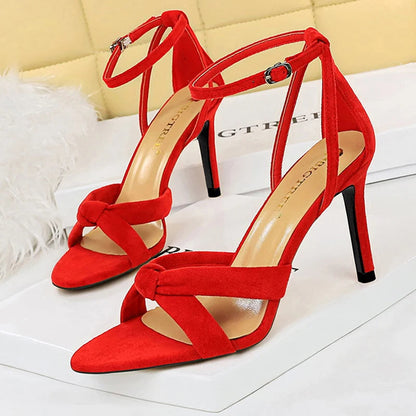 Classic Vintage & Enduringly Stylish Sandals