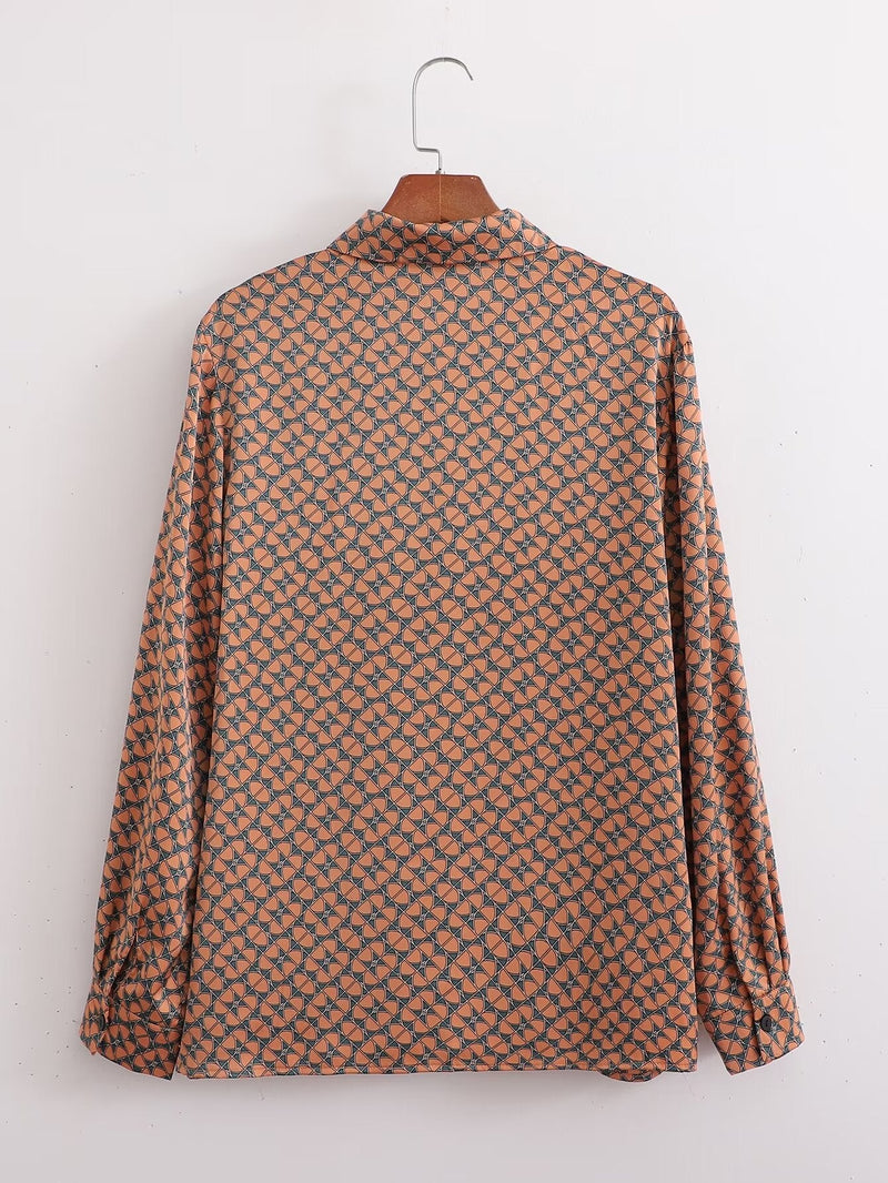 Beautifully Finished Shirt in a Timeless Design