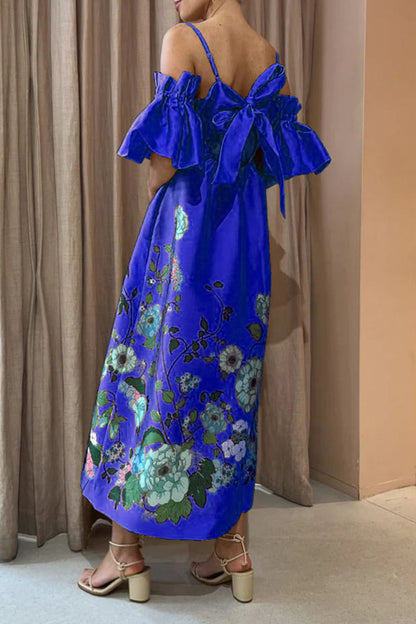Gracefully Styled Dress for Any Occasion
