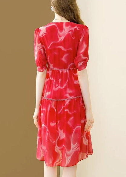 Classic Vintage Dress with a Flattering Fit