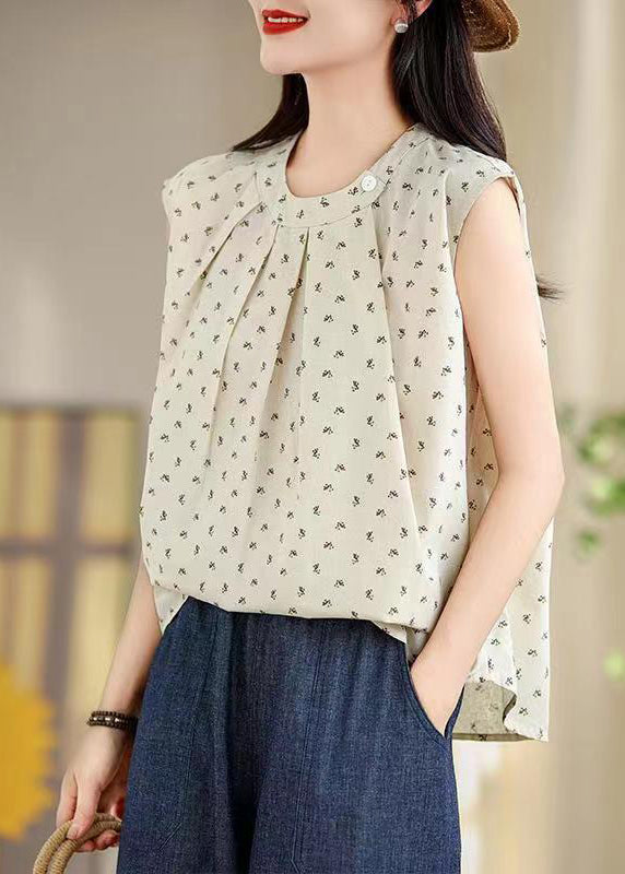 A Vintage Style Top with Delicate Timeless Details