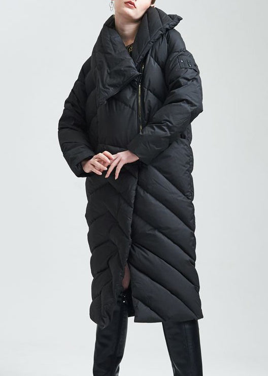 Well Tailored Coat with a Graceful Silhouette