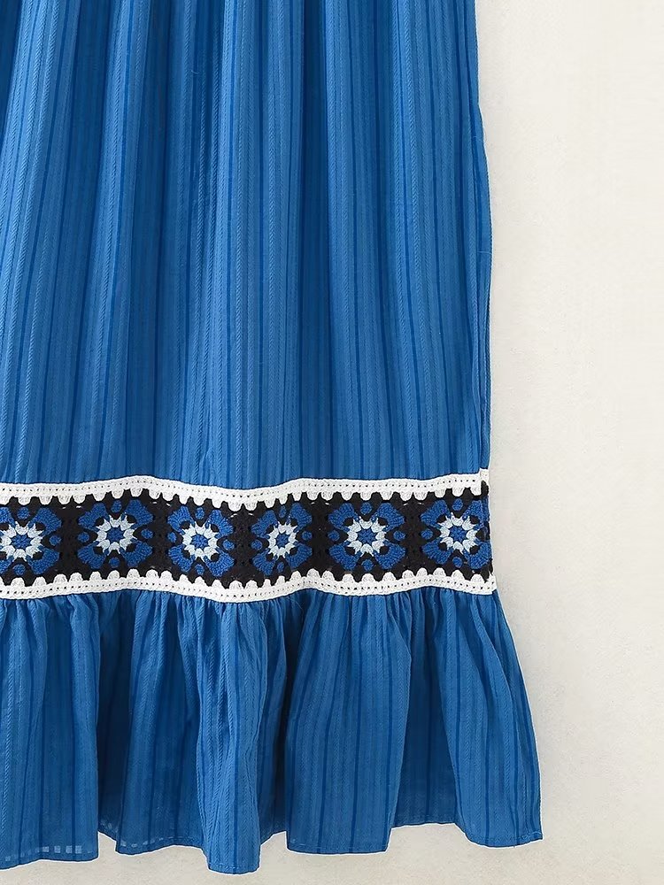 Beautifully Crafted Dress in a Classic Style