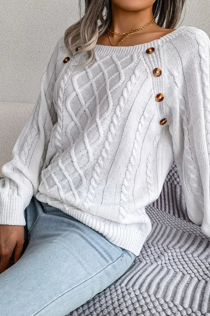 Well Tailored Sweater with a Graceful Silhouette