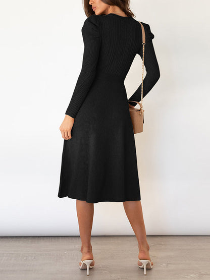 Effortlessly Elegant Sweater with a Timeless Design