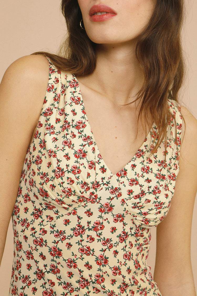 A Vintage Style Dress with Delicate Timeless Details