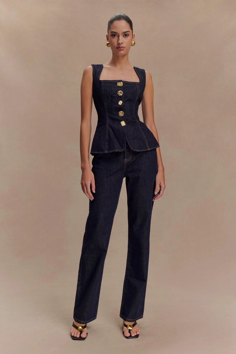 Classic Vintage Garment with a Flattering Fit