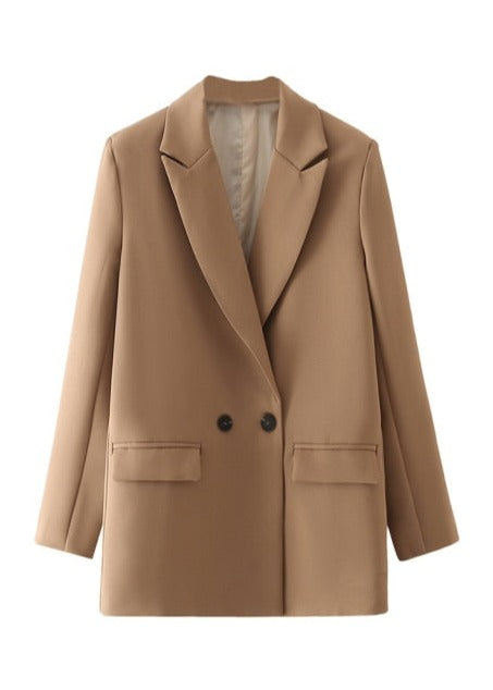 Sophisticated Garment with a Clean Classic Look
