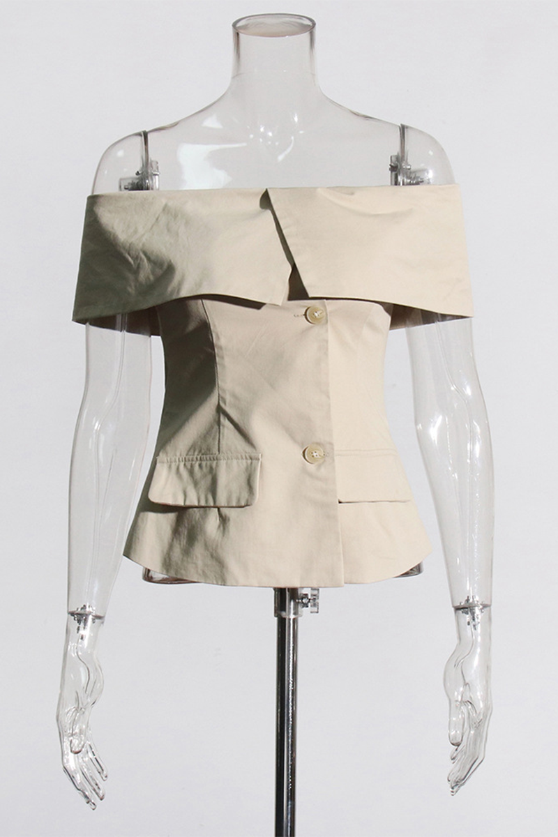 Effortlessly Elegant Blouse with a Timeless Design