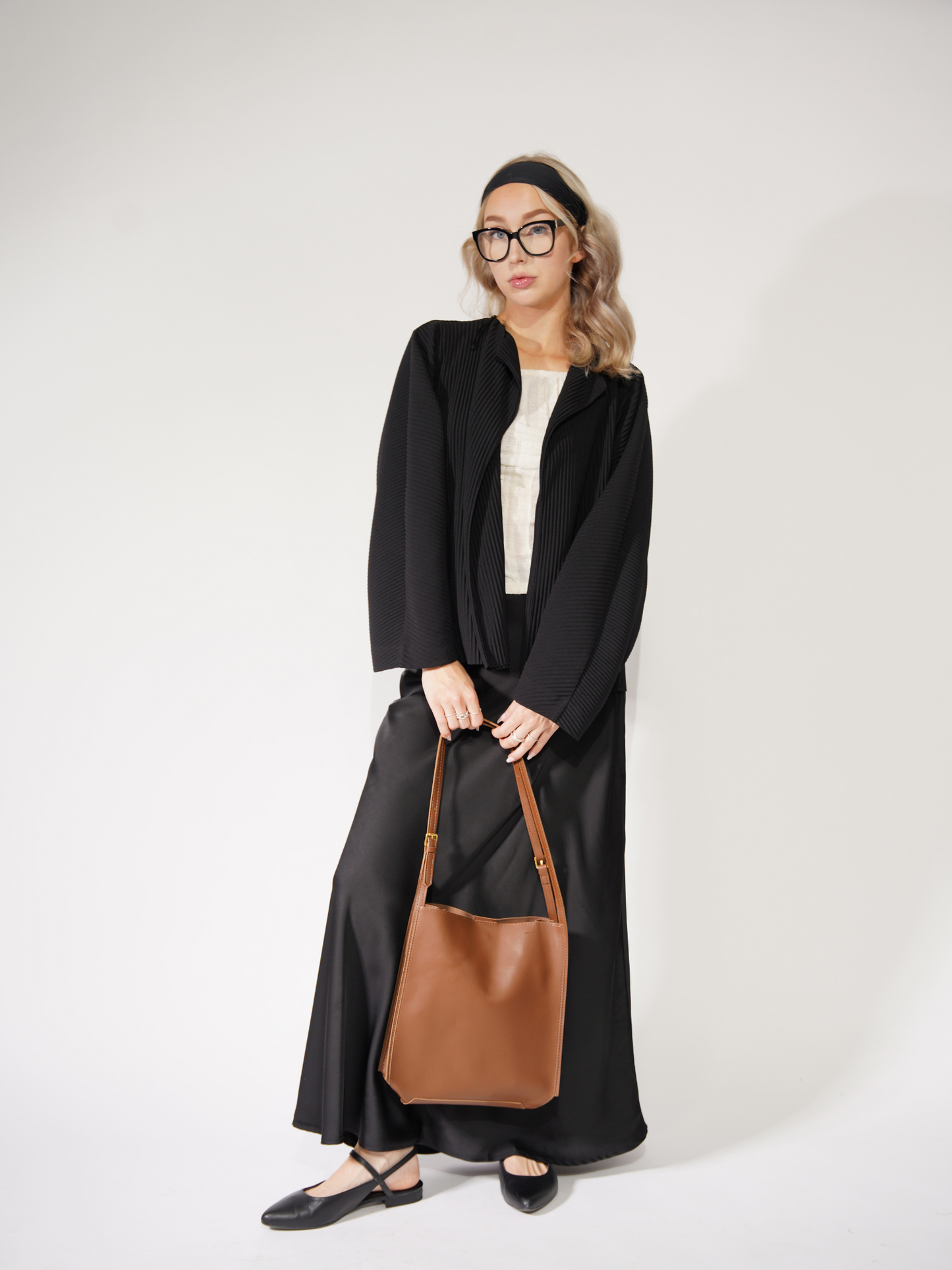 Gracefully Styled Bag for Any Occasion