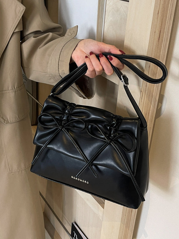 Elegantly Styled Bag for Everyday Wear