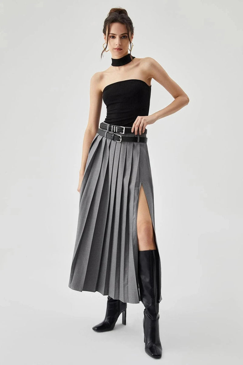 Gracefully Styled Garment for Any Occasion