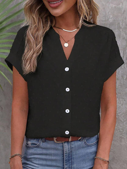 Elegantly Styled Blouse for Everyday Wear