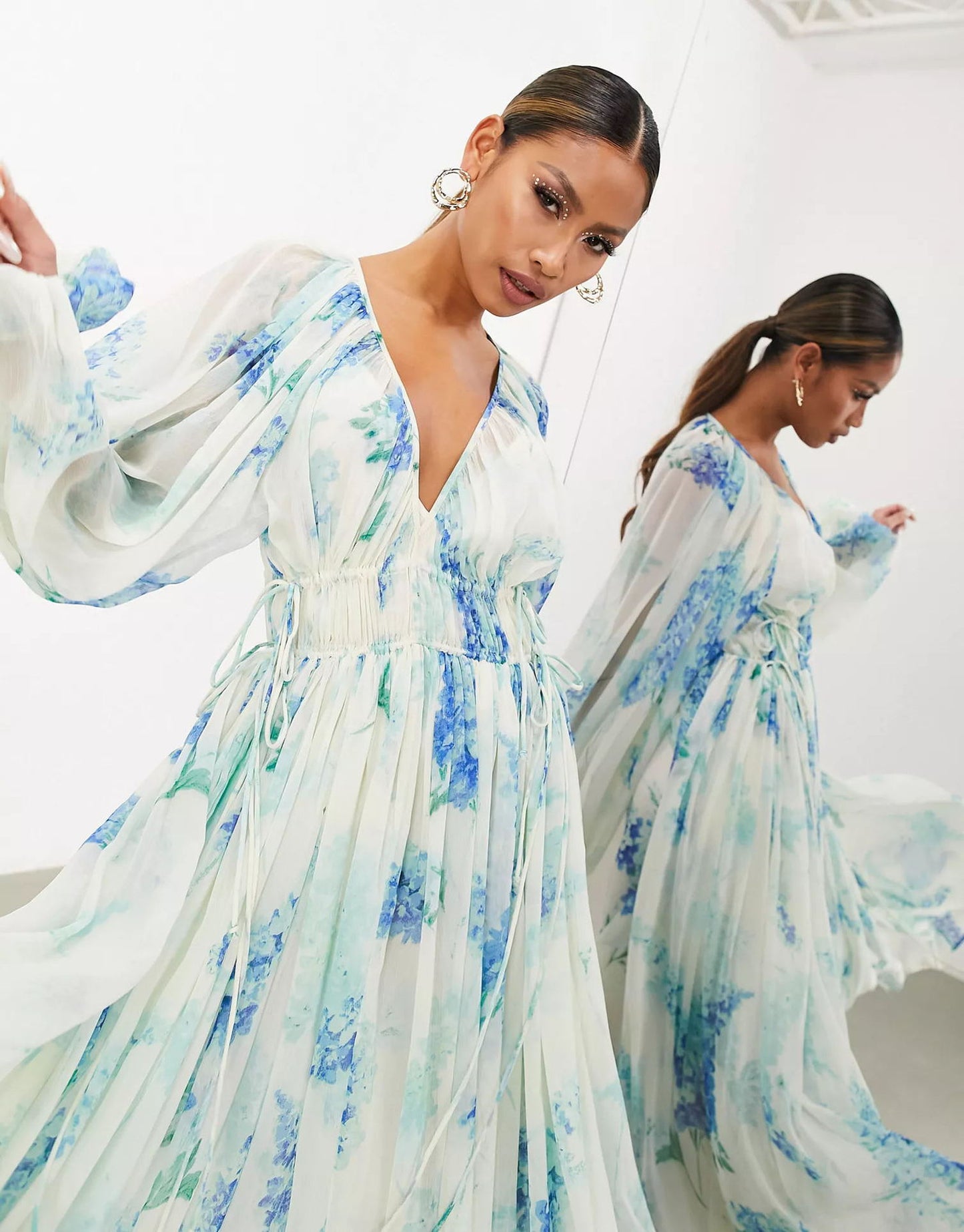 Classic Vintage & Enduringly Stylish Dress