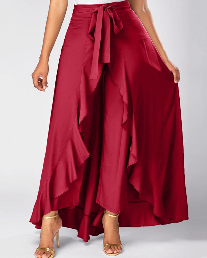 Well Tailored Pants with a Graceful Silhouette
