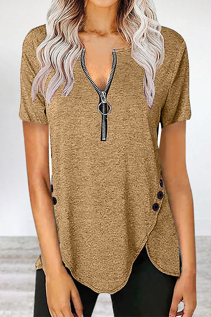 Classic Vintage T-Shirt with a Flattering Fit