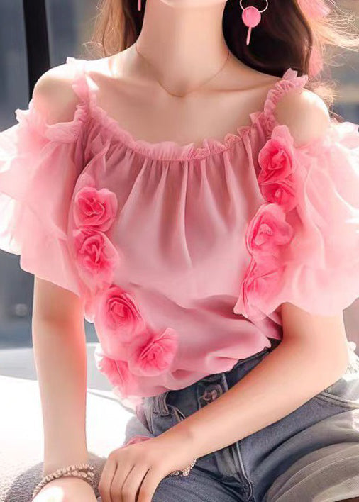 Effortlessly Elegant Top with a Timeless Design