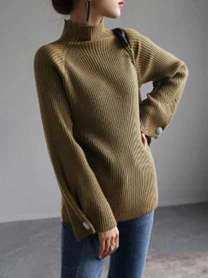 Classic Vintage Sweater with a Flattering Fit