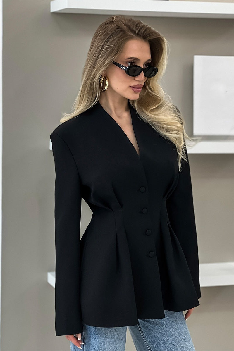 Well Tailored Garment with a Graceful Silhouette
