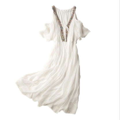 Well Tailored Dress with a Graceful Silhouette