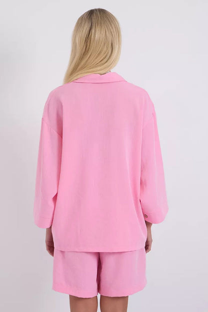 Elegantly Styled Shirt for Everyday Wear