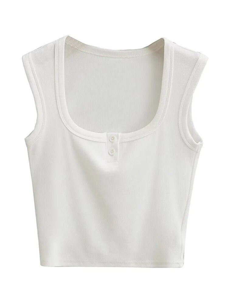 Polished Top with an Effortless Classic Look